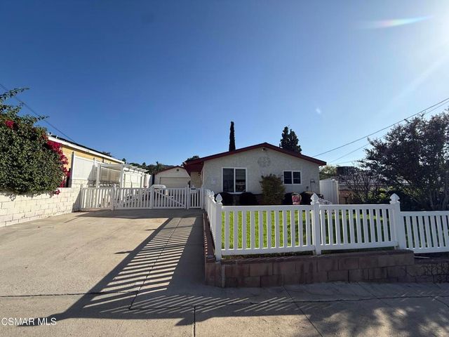 7860 Fenwick Street, Sunland, CA 91040