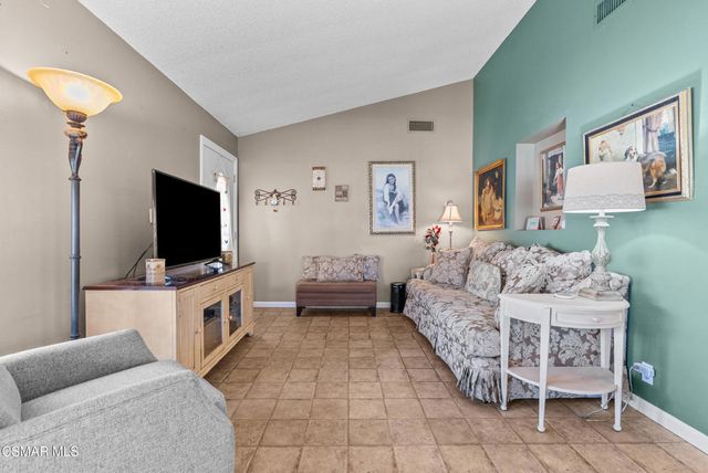 7860 Fenwick Street, Sunland, CA 91040
