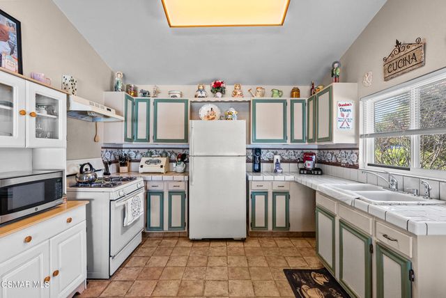 7860 Fenwick Street, Sunland, CA 91040