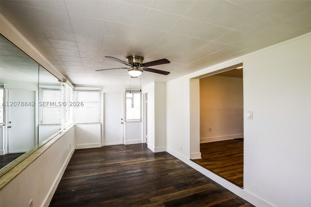 10020 SW 37th St, Miami, FL 33165