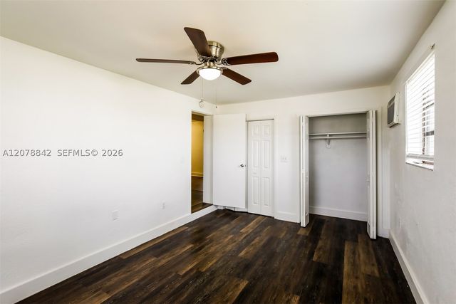 10020 SW 37th St, Miami, FL 33165