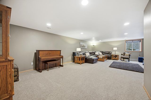 4727 6th Street W, West Fargo, ND 58078