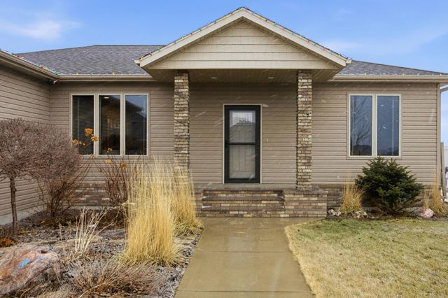 4727 6th Street W, West Fargo, ND 58078