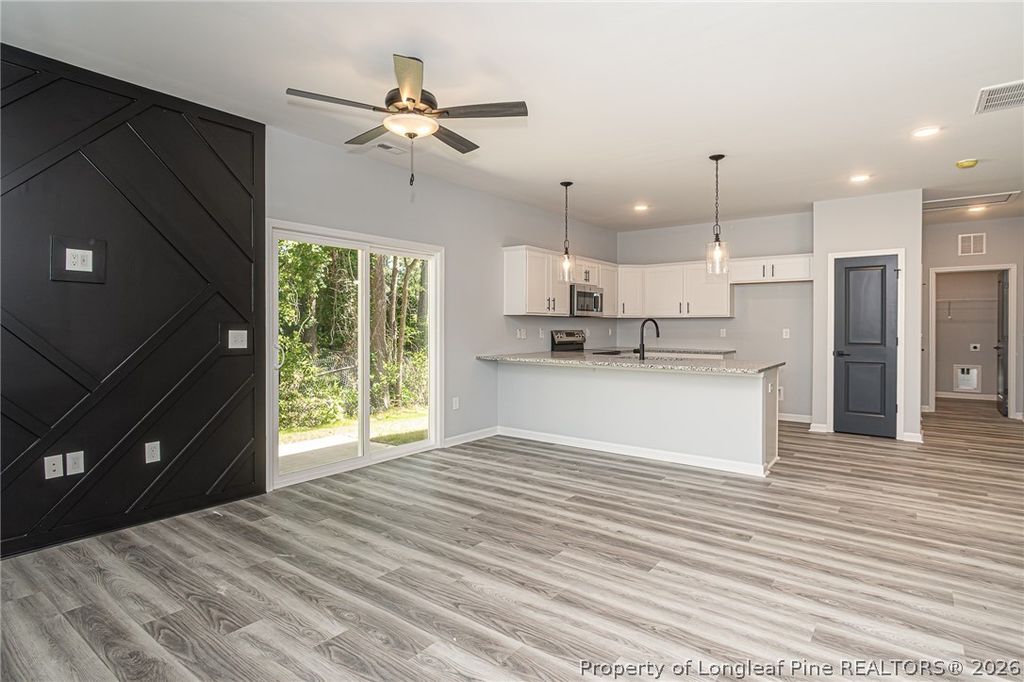237 WINDSOR Drive, Fayetteville, NC 28301 — photo 3
