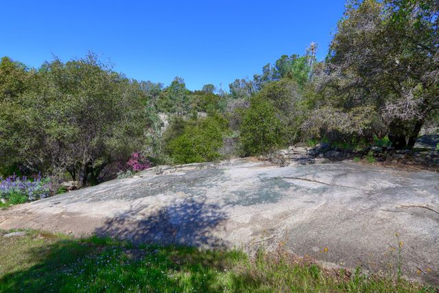 4740 Grist Road, Mariposa, CA 95338