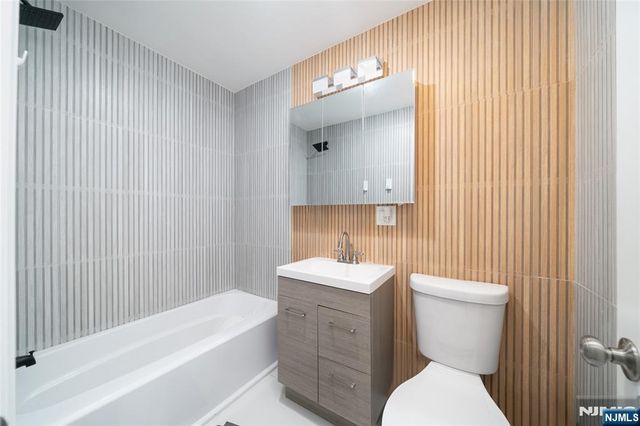1306 27th Street 1, North Bergen, NJ 07047