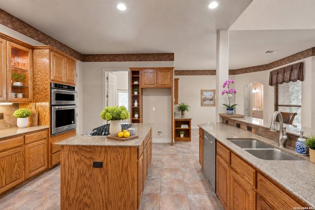 24802 Birdie Rdg, San Antonio, TX 78260