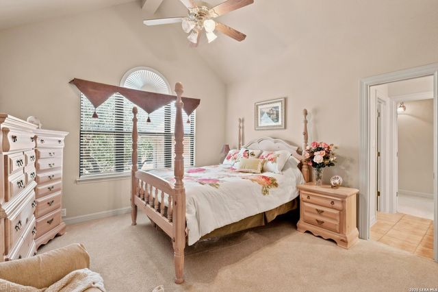 24802 Birdie Rdg, San Antonio, TX 78260