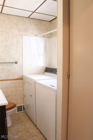 1443 Pleasant Avenue, Wellsburg, WV 26070