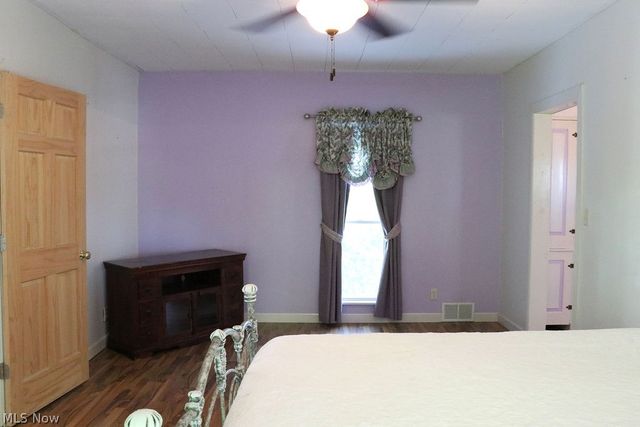 1443 Pleasant Avenue, Wellsburg, WV 26070