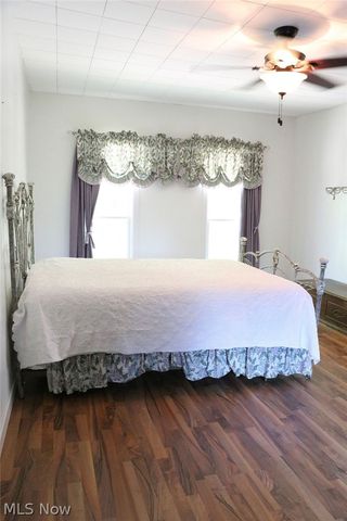 1443 Pleasant Avenue, Wellsburg, WV 26070