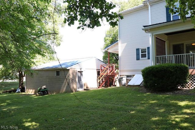 1443 Pleasant Avenue, Wellsburg, WV 26070