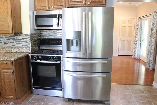 1443 Pleasant Avenue, Wellsburg, WV 26070