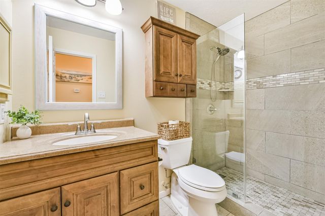 11119 30th Avenue N, Texas City, TX 77591