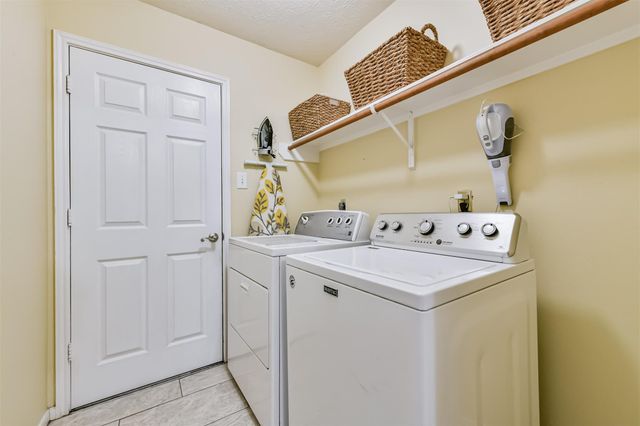 11119 30th Avenue N, Texas City, TX 77591