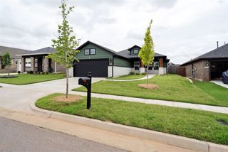 412 Vista Drive, Yukon, OK 73099