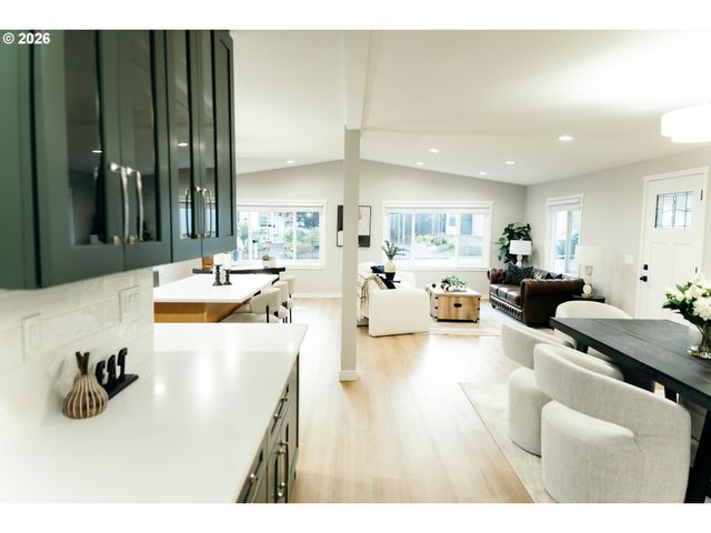 100 Sw 195TH Ave 196, Beaverton, OR 97006