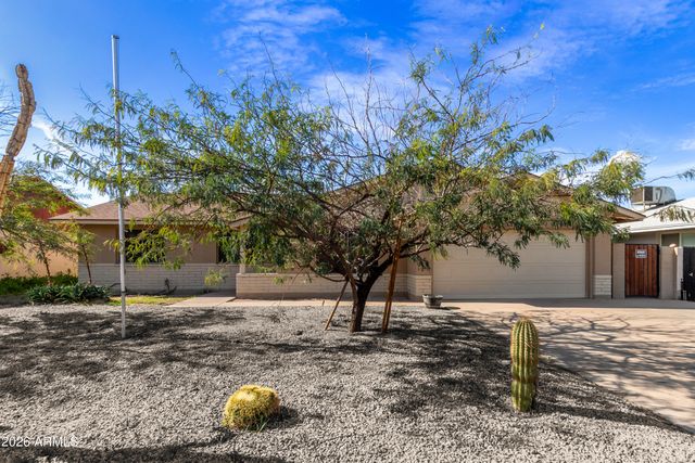 3706 S COTTONWOOD Drive, Tempe, AZ 85282