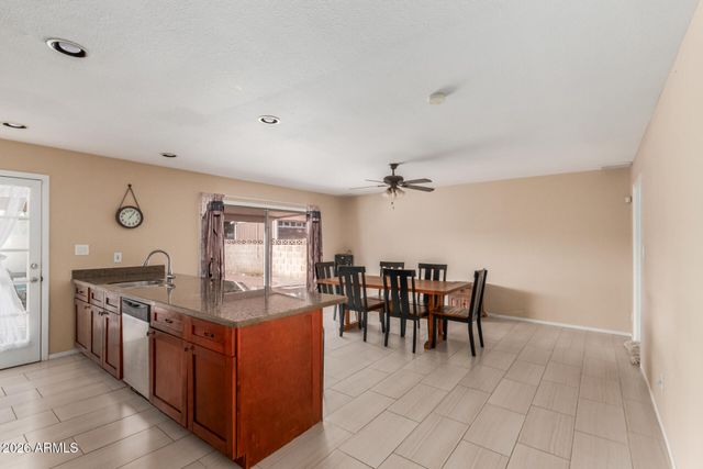 3706 S COTTONWOOD Drive, Tempe, AZ 85282