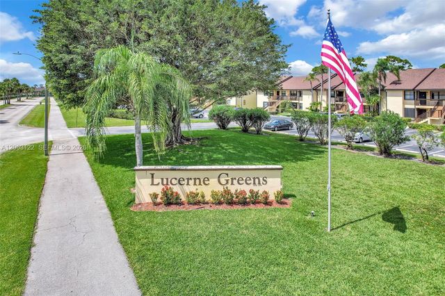 7142 Golf Colony Court 206, Lake Worth, FL 33467