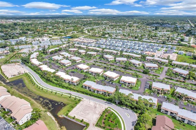 7142 Golf Colony Court 206, Lake Worth, FL 33467