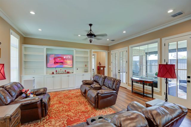 1104 Winterberry Lane, Shreveport, LA 71106