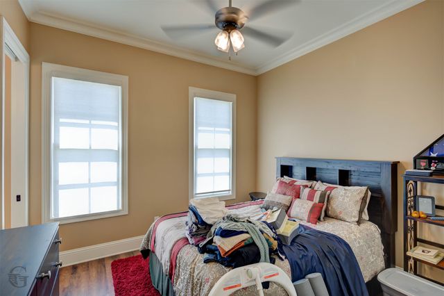 1104 Winterberry Lane, Shreveport, LA 71106