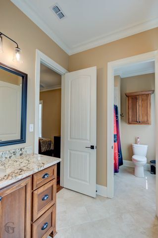 1104 Winterberry Lane, Shreveport, LA 71106