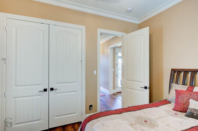 1104 Winterberry Lane, Shreveport, LA 71106