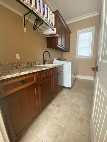 1104 Winterberry Lane, Shreveport, LA 71106