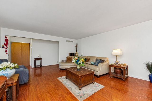 10228 Springbeauty Lane, Springfield Twp., OH 45231