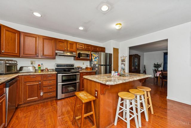 10228 Springbeauty Lane, Springfield Twp., OH 45231