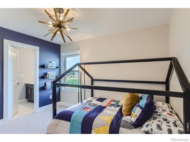 2850 Bear Springs Circle, Longmont, CO 80503