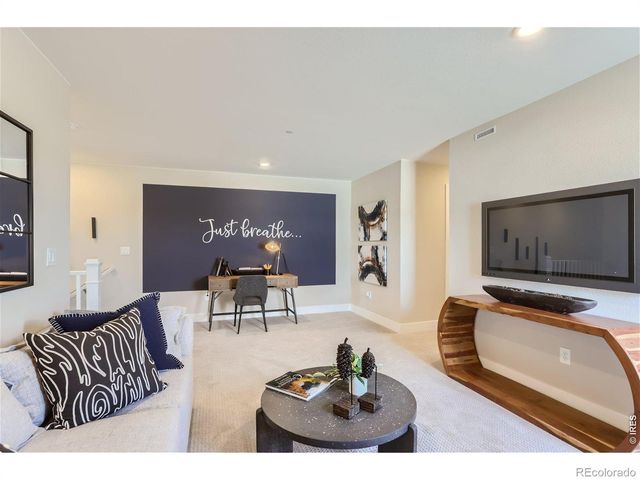 2850 Bear Springs Circle, Longmont, CO 80503