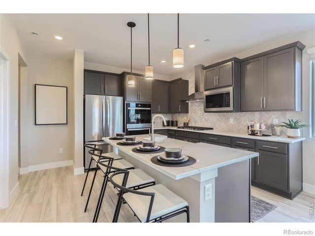 2850 Bear Springs Circle, Longmont, CO 80503