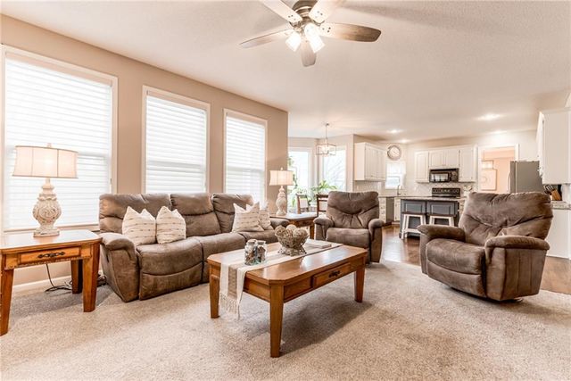 7330 Charles Street, Shawnee, KS 66216