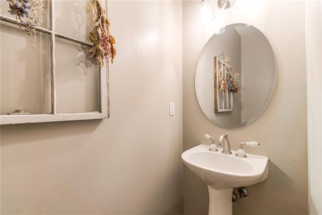 7330 Charles Street, Shawnee, KS 66216