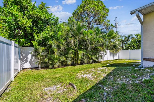 1763 MONTANA AVENUE NE, St Petersburg, FL 33703