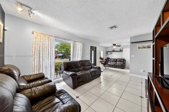 10741 SW 153rd St, Miami, FL 33157