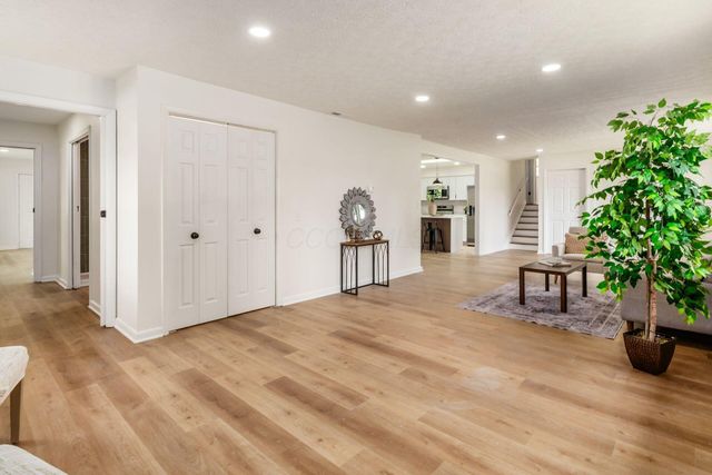 12635 Clark Drive, Orient, OH 43146