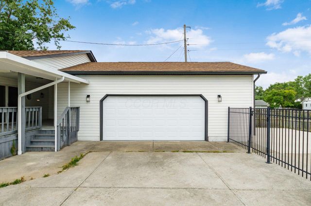 12635 Clark Drive, Orient, OH 43146