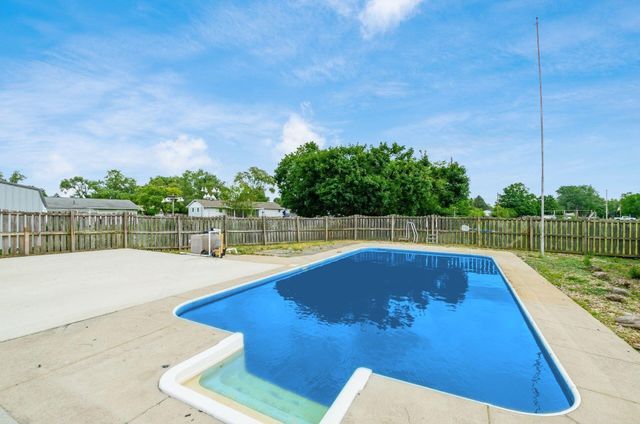 12635 Clark Drive, Orient, OH 43146