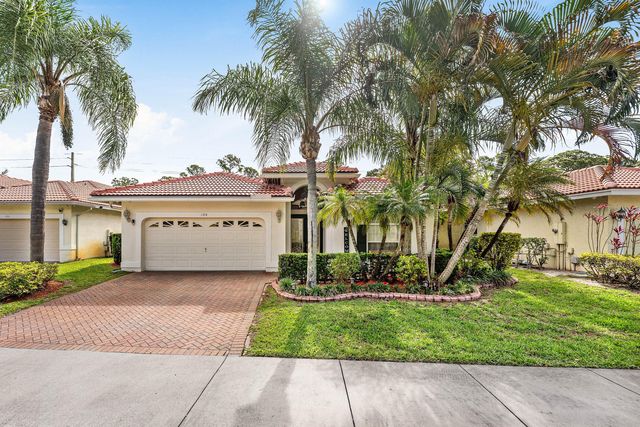 104 Hidden Hollow, Palm Beach Gardens, FL 33418