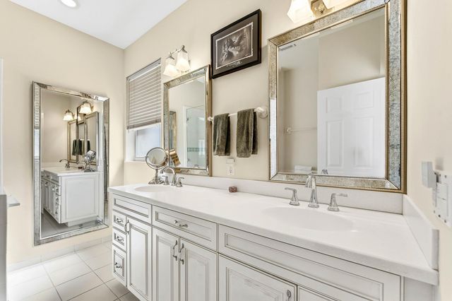 104 Hidden Hollow, Palm Beach Gardens, FL 33418