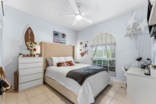 104 Hidden Hollow, Palm Beach Gardens, FL 33418