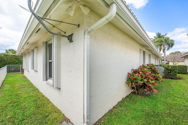 104 Hidden Hollow, Palm Beach Gardens, FL 33418