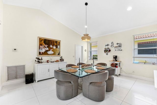 104 Hidden Hollow, Palm Beach Gardens, FL 33418