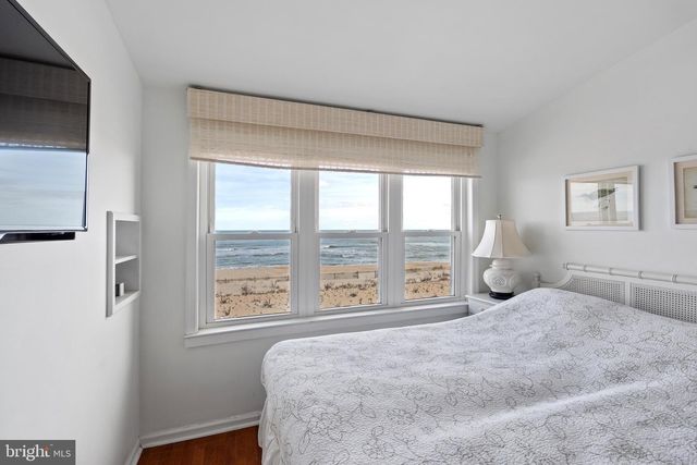 2313 N OCEAN AVE, Surf City, NJ 08008