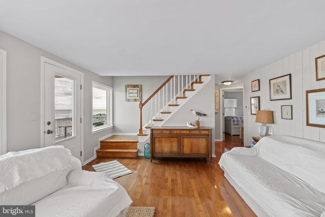 2313 N OCEAN AVE, Surf City, NJ 08008