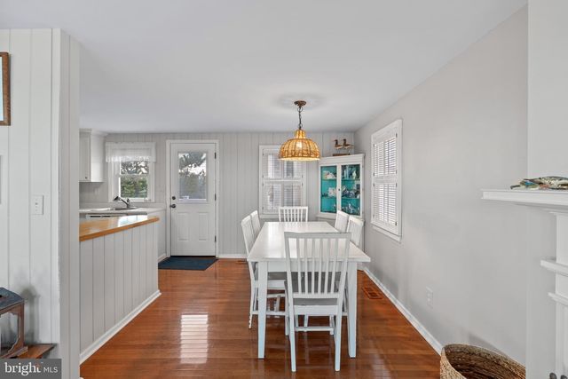 2313 N OCEAN AVE, Surf City, NJ 08008